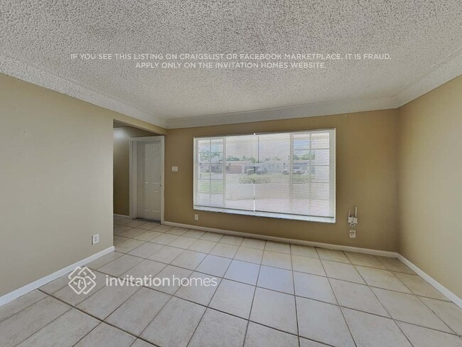 Foto del edificio - 208 NW 80th Ave