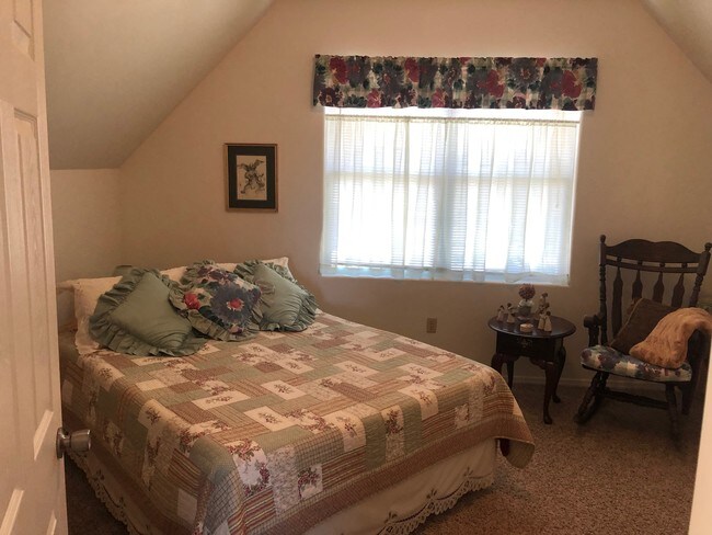 Foto del edificio - 1603 S Taylor Cir