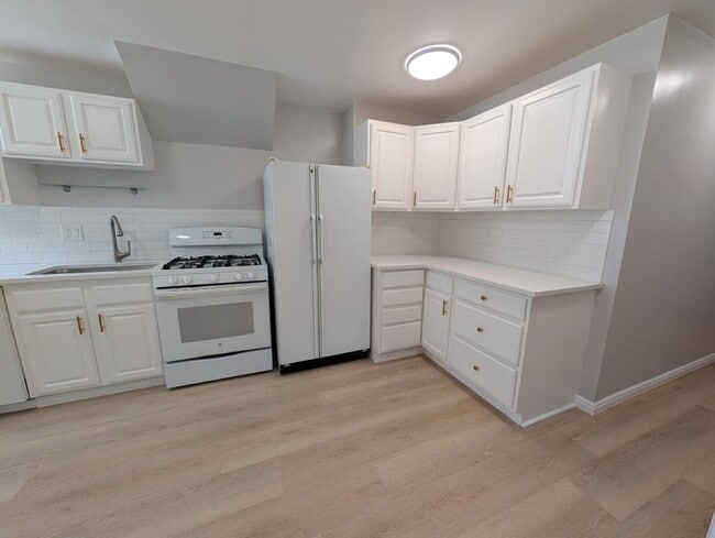 Photo - 1978 S 1300 E House