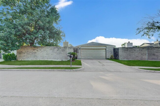 Building Photo - 12419 Sungate Ln