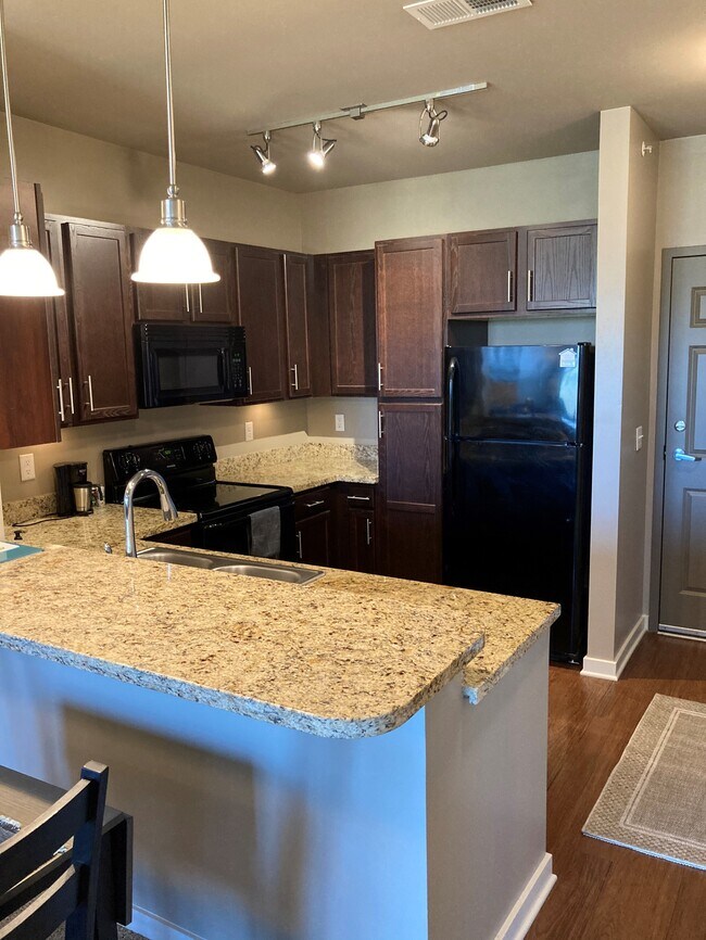 Kitchen - 11975 S 73rd Ct