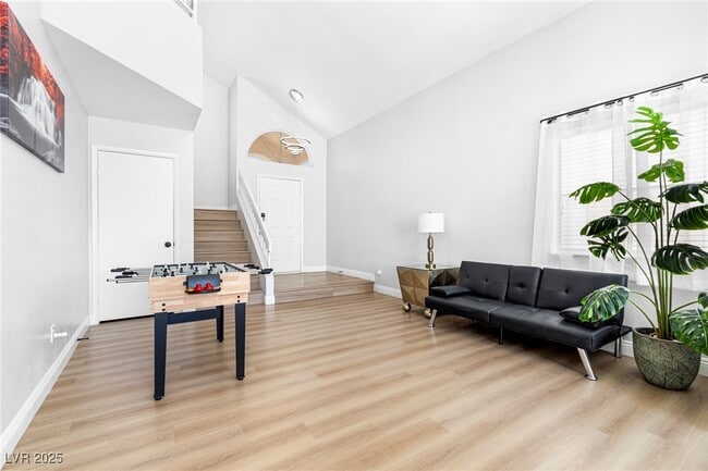 Foto del edificio - 2701 Sattley Cir