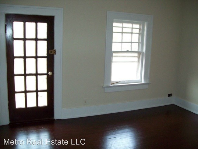 Building Photo - 2806 Fairfield Ave