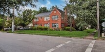 Primary Photo - 1701 Hawthorne