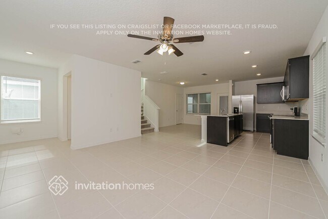 Building Photo - 5821 Sagebrush Aly