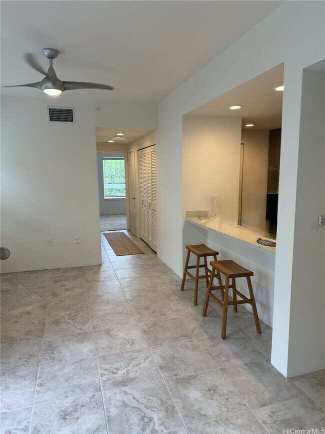 Foto del edificio - 497 Kailua Rd