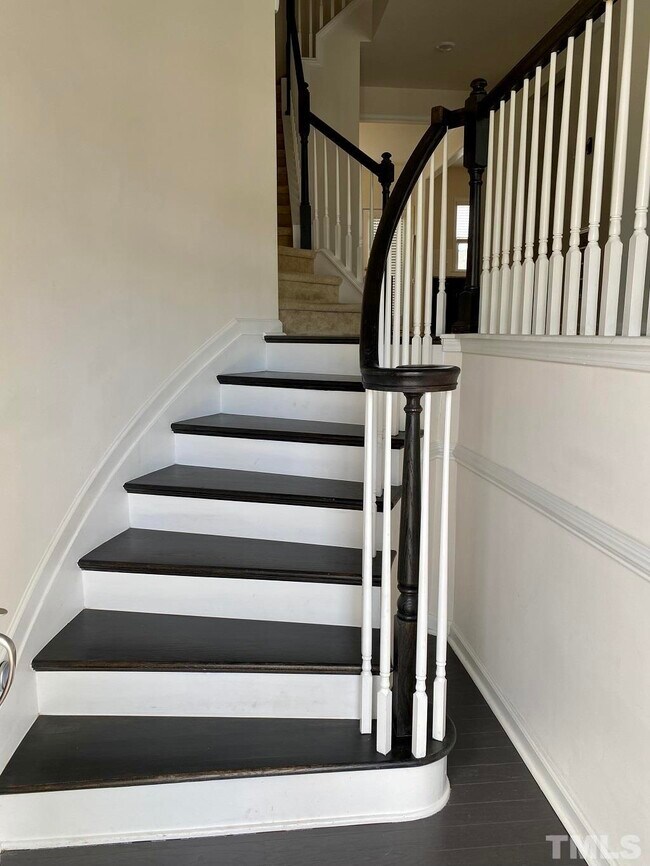 Foto del edificio - 7008 Reedybrook Crossing