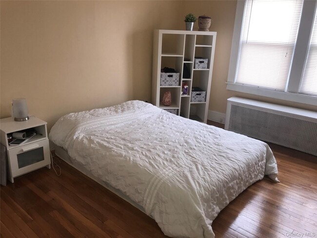 Foto del edificio - 40 Central Ave