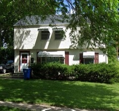 Building Photo - 1304 S Willow Ave