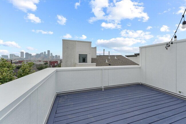 Foto del edificio - 3205 Baron St