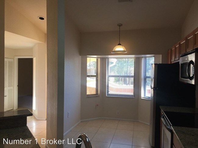 Foto del edificio - 7709 Sugar Bend Dr