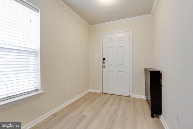 Foto del edificio - 1919 Beckman Ter