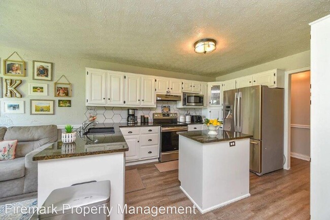 Building Photo - 3 br, 3 bath House - 279 Saint Blaise Rd