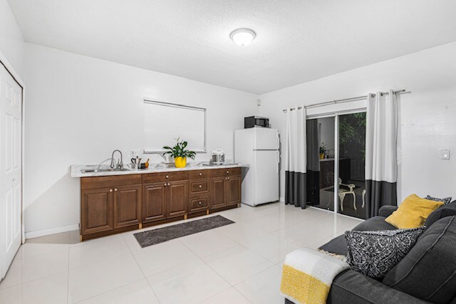 Foto del edificio - 14156 SW 148th Ave