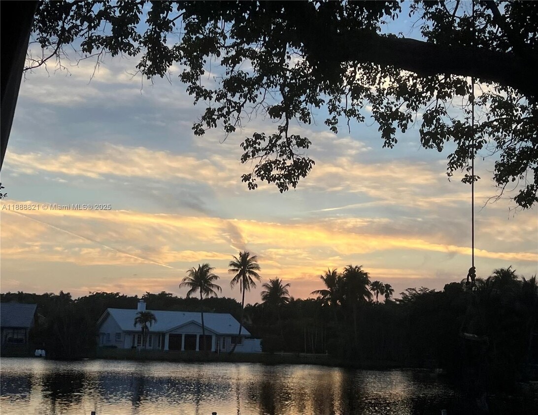 Foto del edificio - 9881 SW 1st Ct