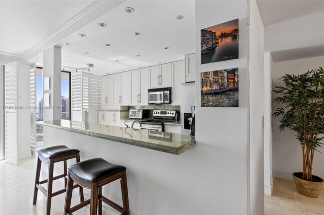 Foto del edificio - 19707 Turnberry Way