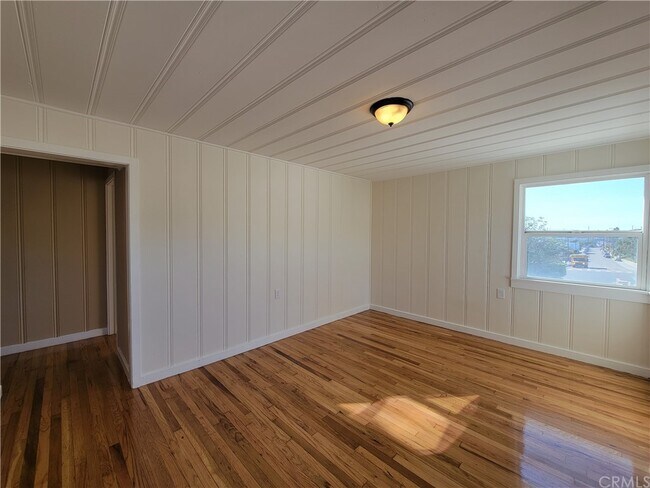 Foto del edificio - 2012 Cherry Ave