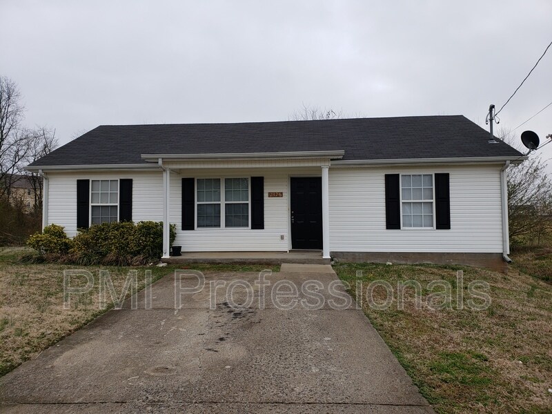 2126 Horncastle Dr, Murfreesboro, TN 37130