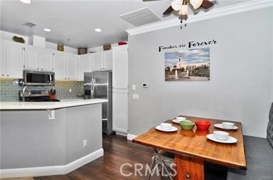 Foto del edificio - 1525 Ismail Pl