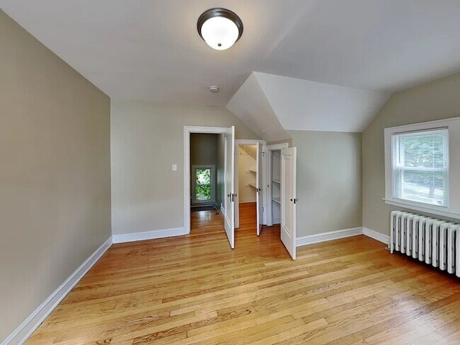 Building Photo - 1637 N Nashville Ave