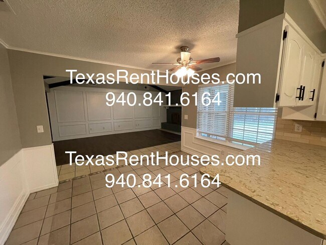 Foto del edificio - Perfect Home and Location! Take $100 of th...