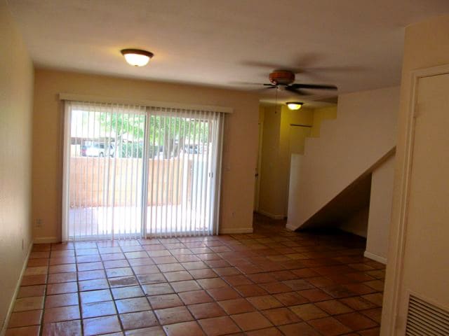 Building Photo - 1623 W Village Way