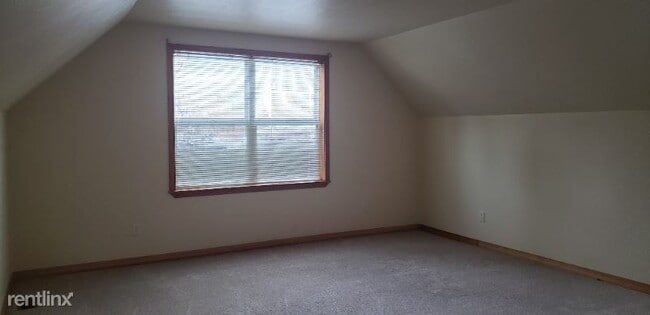 Building Photo - 4 br, 2.5 bath House - 113 W Lincoln St