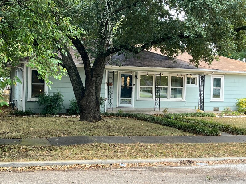 Foto principal - 1000 E Walnut St