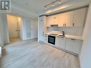 Building Photo - 1 Quarrington Lane