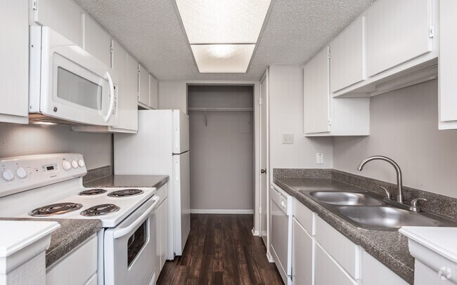 Interior Photo - Solara Apartment Homes