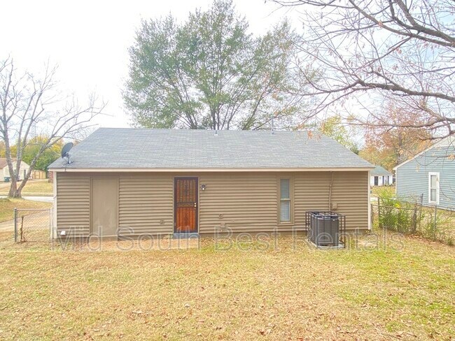 Foto del edificio - 4386 Davidcrest Dr