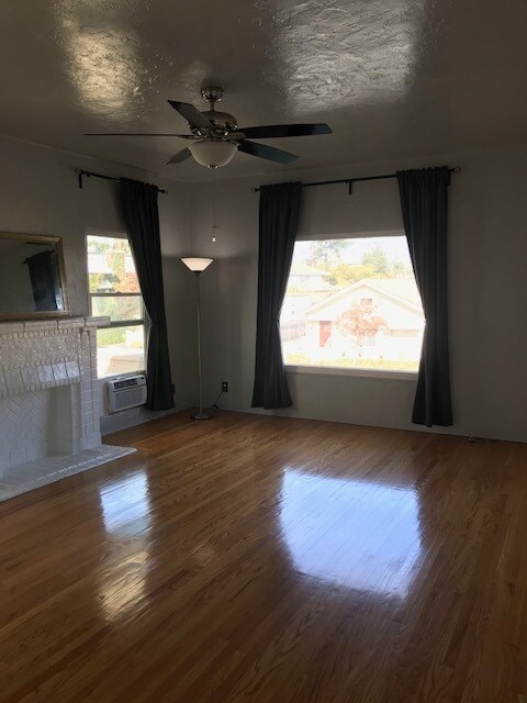 Foto del edificio - 620 E Maple St