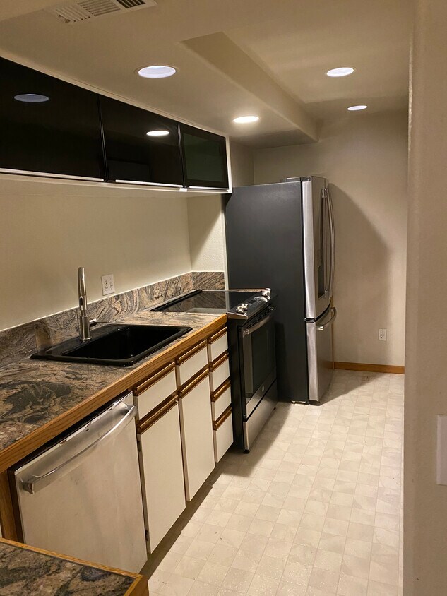 Foto principal - 1615 Underhill Dr