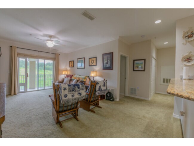 Building Photo - 5996 W Poplar Springs Cir