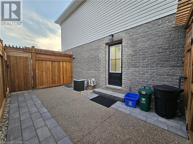 Building Photo - 27 Mosser Dr