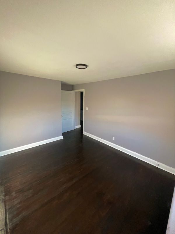Foto del edificio - 1516 N Decker Ave