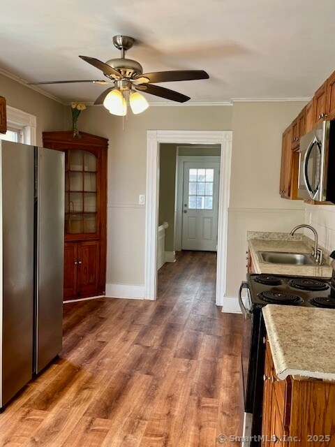 Foto del edificio - 768 Iranistan Ave