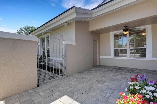 Building Photo - 4044 Penshurst Park