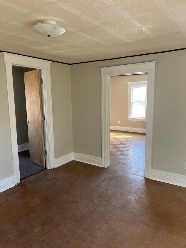 1826 5th St Unit 1, Wyandotte, MI 48192 1826 5th St Wyandotte, MI