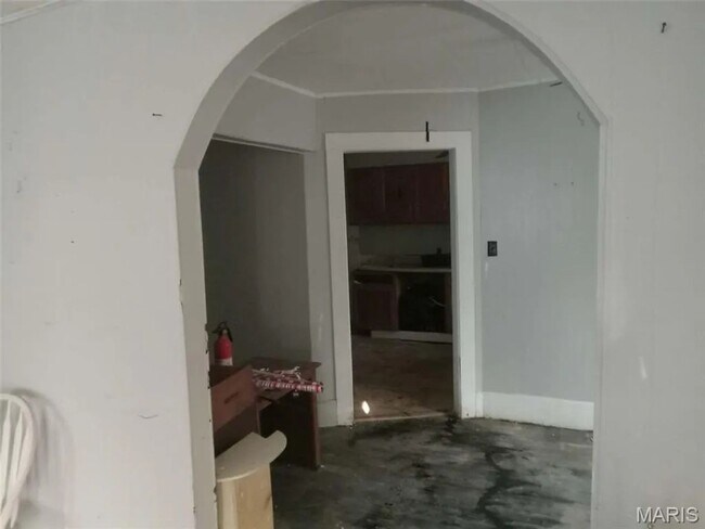 Foto del edificio - Fixer Upper with Character! $690 month
