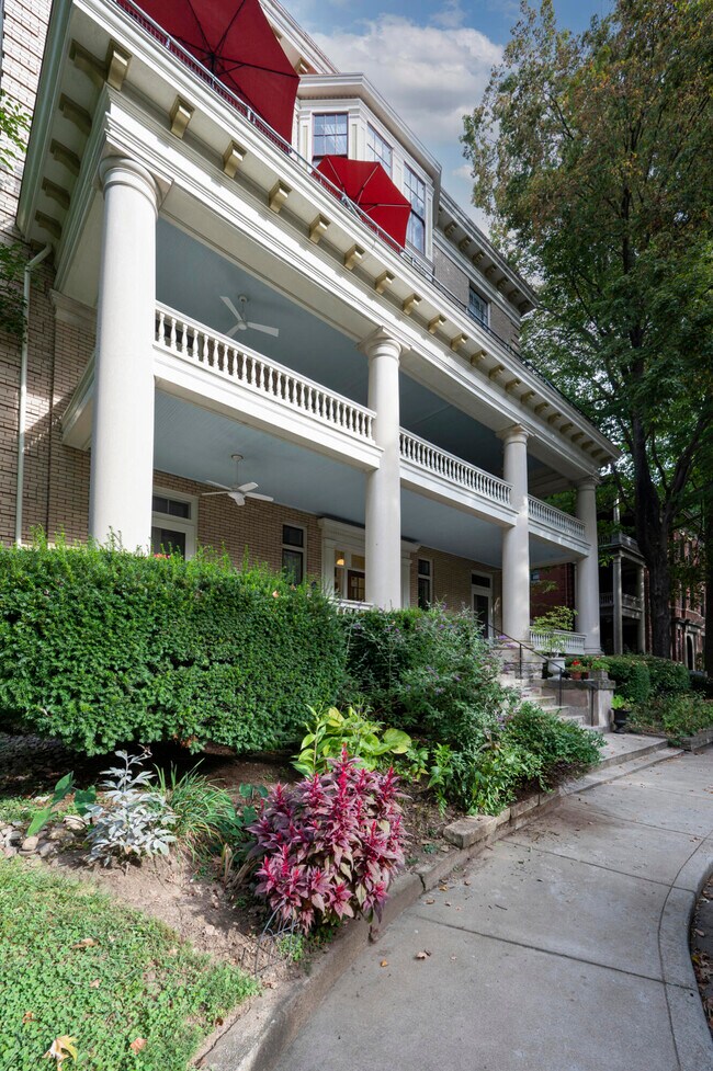 Foto del edificio - 25 Hampton Ct