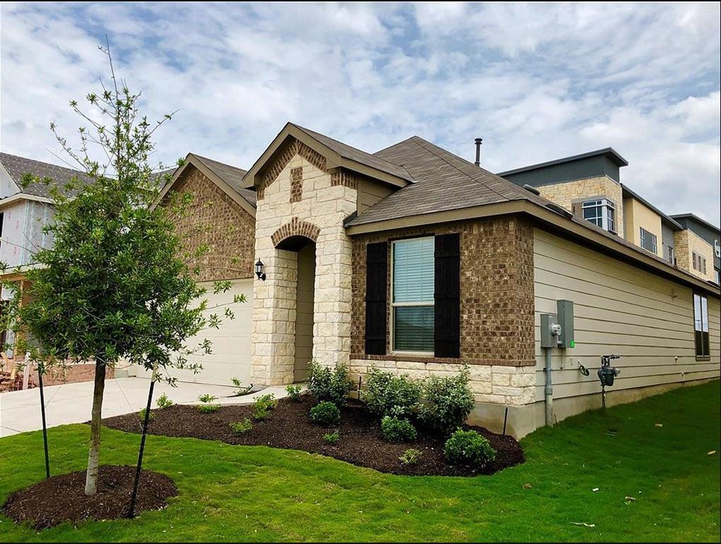 Foto principal - 9907 Quercia Dr