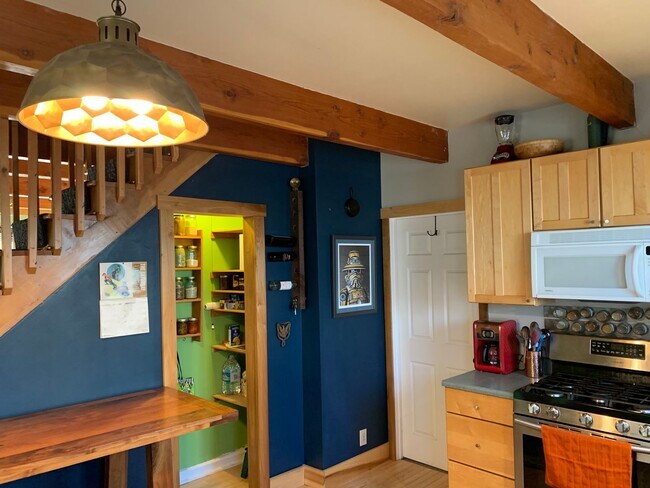 Building Photo - Adorable A-Frame House with Unique Finishi...