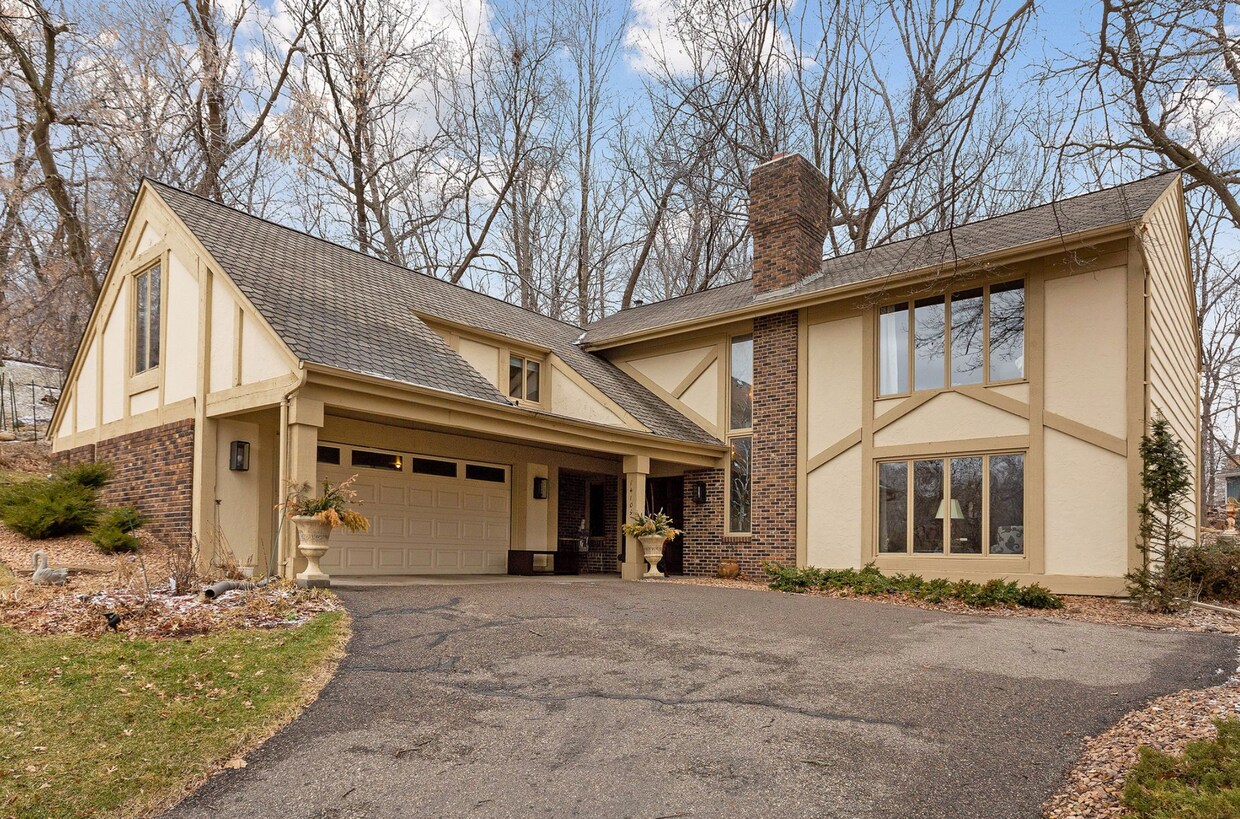 Primary Photo - 14109 Garden View Ct