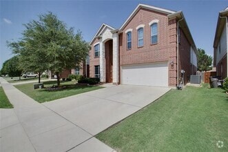 Building Photo - 9816 Gessner Dr