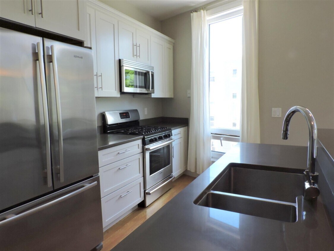 Foto principal - 168 Hampshire St