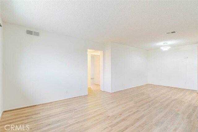 Foto del edificio - 540 W California Ave