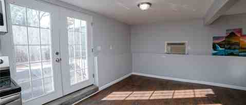 Building Photo - 568 Centerwood St