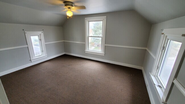 Living Room - 1642 Short St