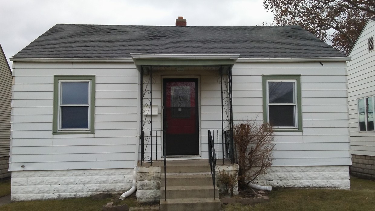Primary Photo - 6521 Alexander Ave